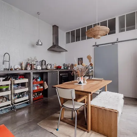 Veeve - Industrial Chic Paris
